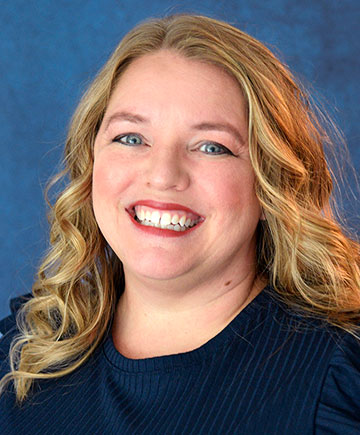 Angela Kinder